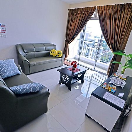 Hits Homestay Bayan Lepas Exterior photo