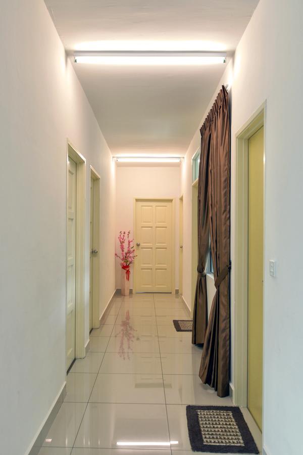 Hits Homestay Bayan Lepas Exterior photo