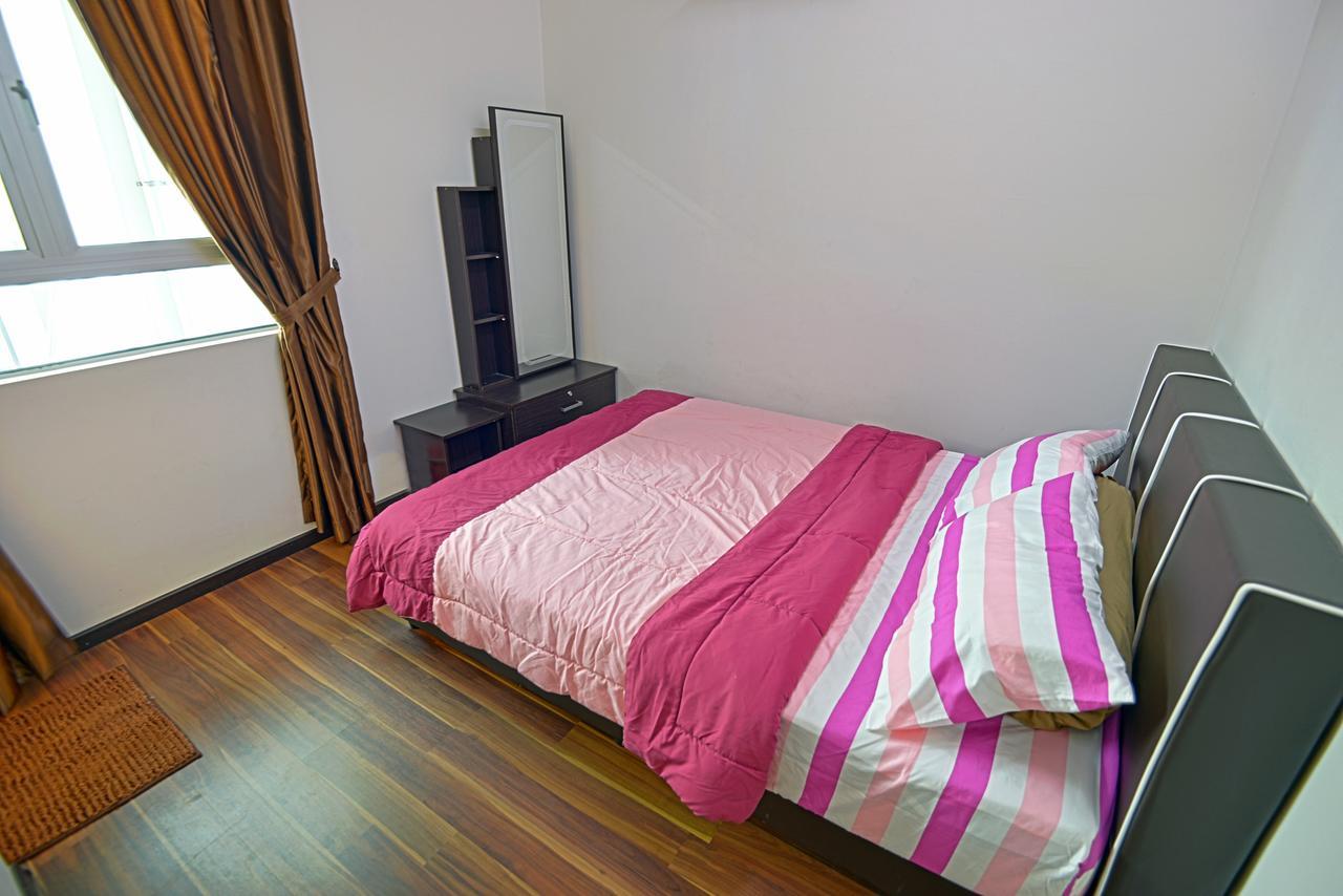 Hits Homestay Bayan Lepas Exterior photo